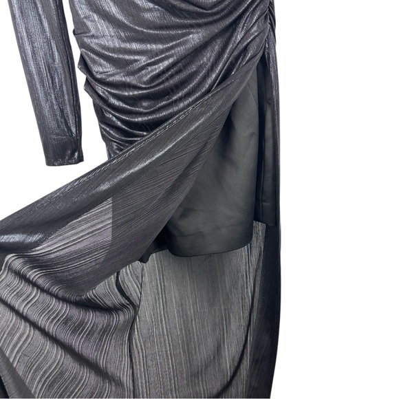 HOUSE OF CB VONA BLACK METALLIC ASYMMETRICAL ONE SHOULDER GOWN - Picture 11 of 16